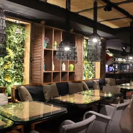 Hotel Marinela 5*